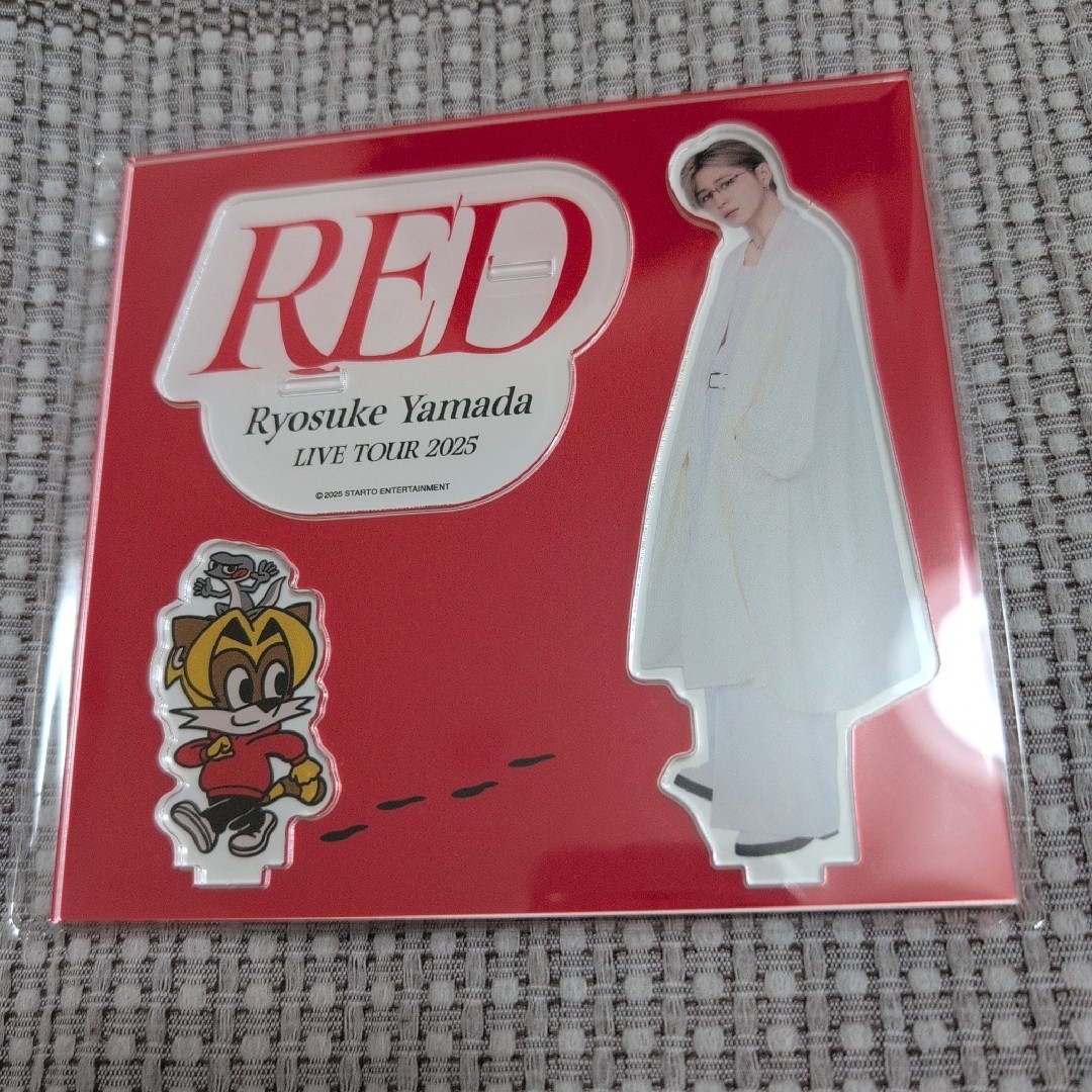 Hey!Say!JUMP 山田涼介 RED　ペンライト アクリルスタンド Hey!Say!JUMP 山田涼介 REDペンライト アクリルスタンド